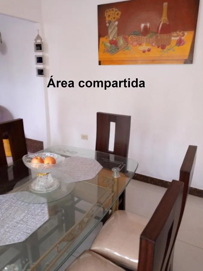 Acuarela Del Rio H#2 Cerca Aeropuerto Habitacion Privada Con Bano Guayaquil 0*,
